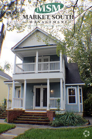 Building Photo - 727 E Henry St
