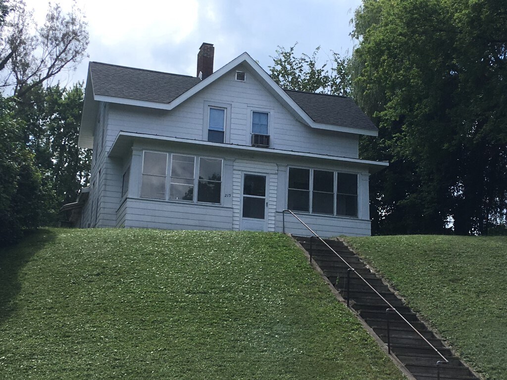Foto del edificio - 215 Stanley St