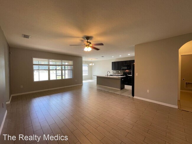 Foto del edificio - 4 br, 2 bath House - 1904 Pioneer Crest Dr