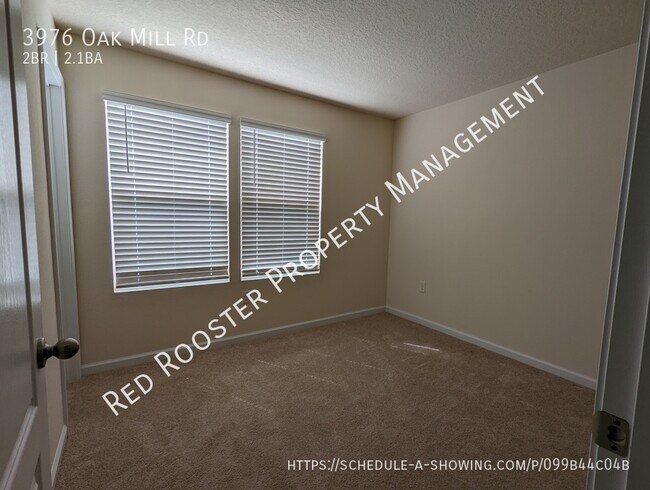 Building Photo - Townhouse for rent in Oakleaf Plantation, ...