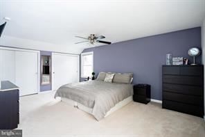 Building Photo - 4 br, 1.5 bath House - 7 Carousel Dr