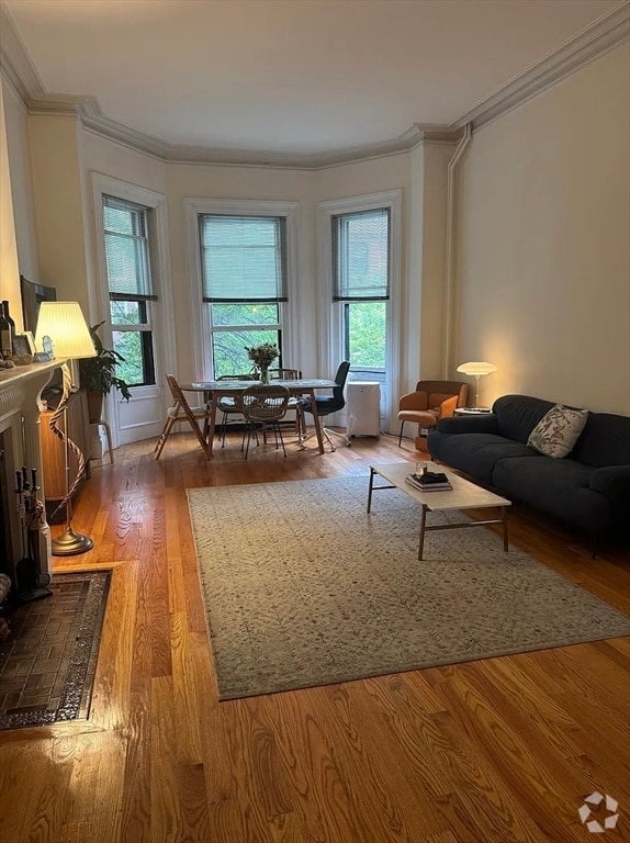 Building Photo - 144 Marlborough St