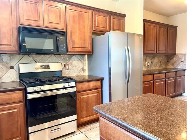 Foto del edificio - 20625 Farm Pond Ln