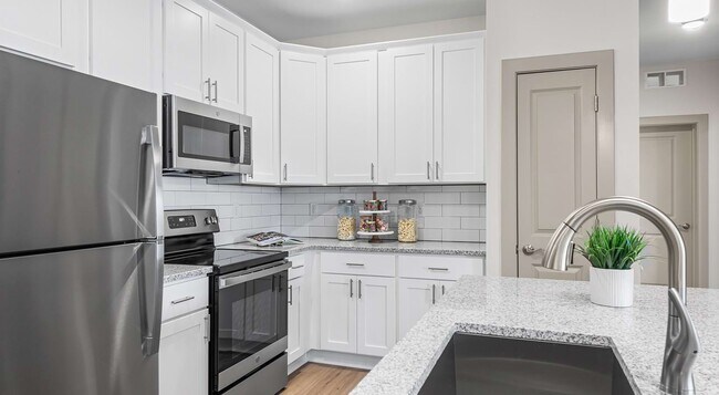 Foto del edificio - Midtown Apartments