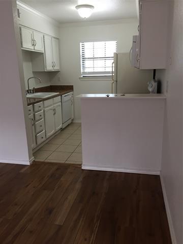 Foto del edificio - 3432 W 4th St