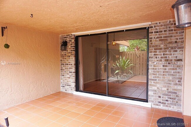 Foto del edificio - 11112 N Harmony Lake Cir