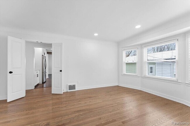 Building Photo - 25161 Meridian Rd