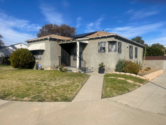Building Photo - 12810 S Waldorf Dr