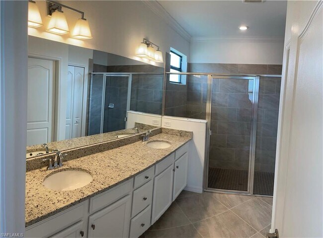 Building Photo - 14553 Cantabria Dr