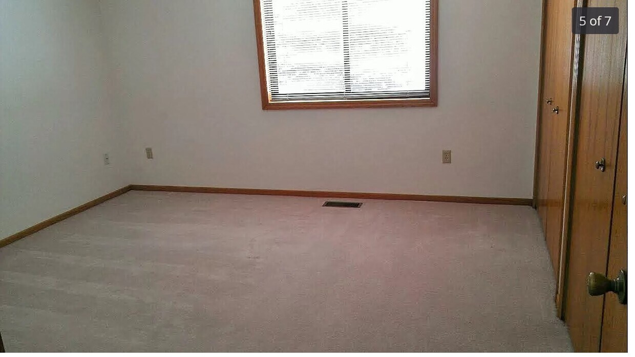 9900 54th Pl N, Plymouth, MN 55442 House Rental in Plymouth, MN