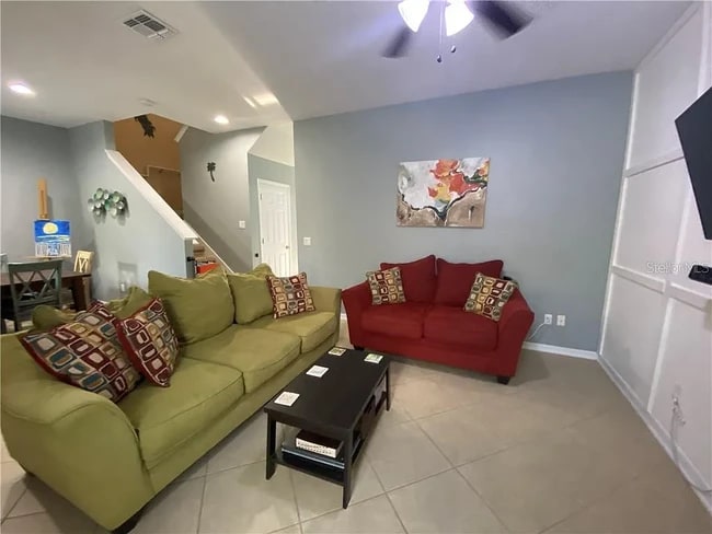 family room / dining space - 504 Rainbow Springs Loop