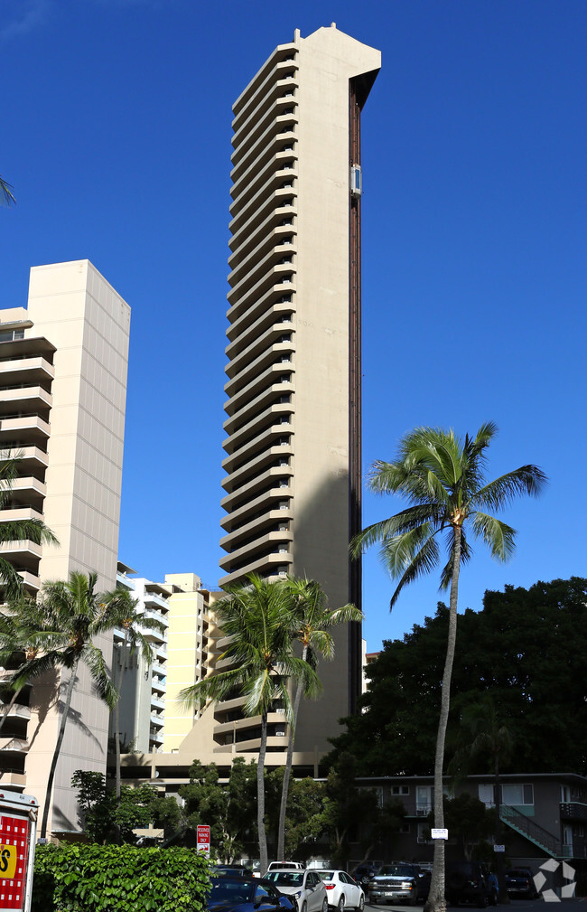 1700 Ala Moana Blvd, Honolulu, HI 96815 Apartments - Honolulu, HI ...