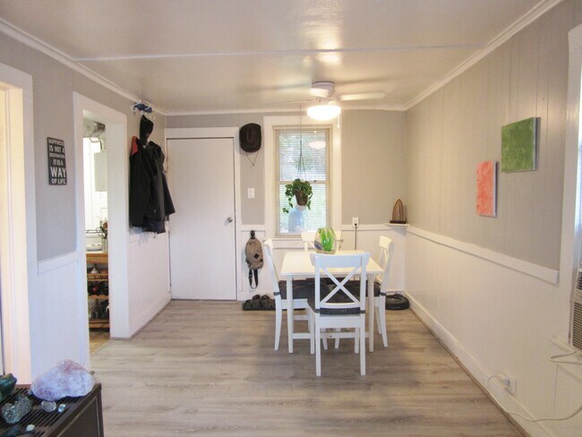 Dining Area - 95 Cannonball Rd