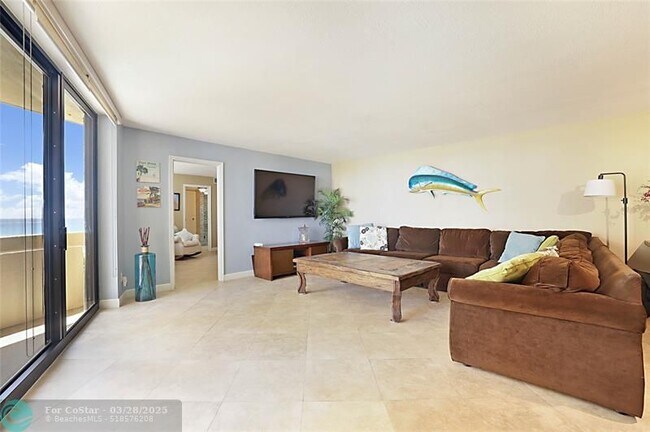 Foto del edificio - 2800 N Ocean Dr