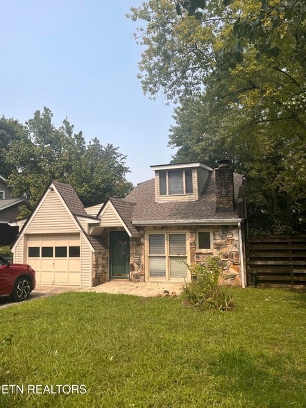 Building Photo - 7655 Chatham Cir NW
