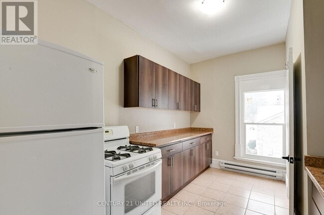 Building Photo - 337 Boler Rd