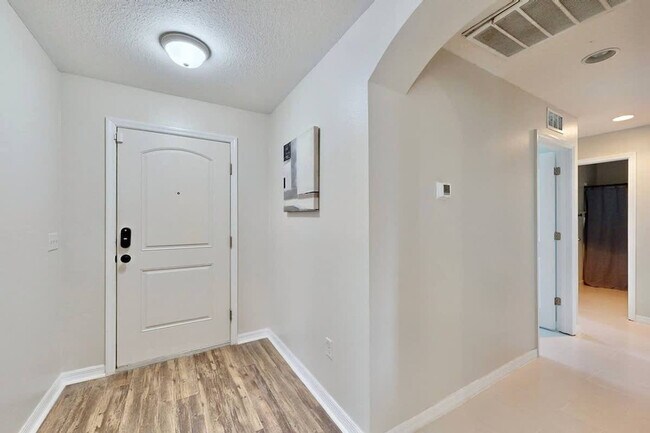 Building Photo - 6354 Enterprise Dr