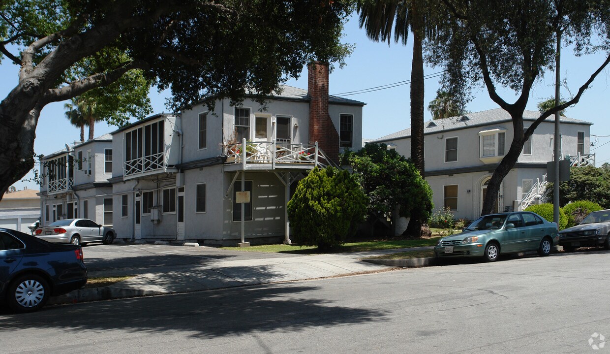 Primary Photo - 410 Euclid Ave