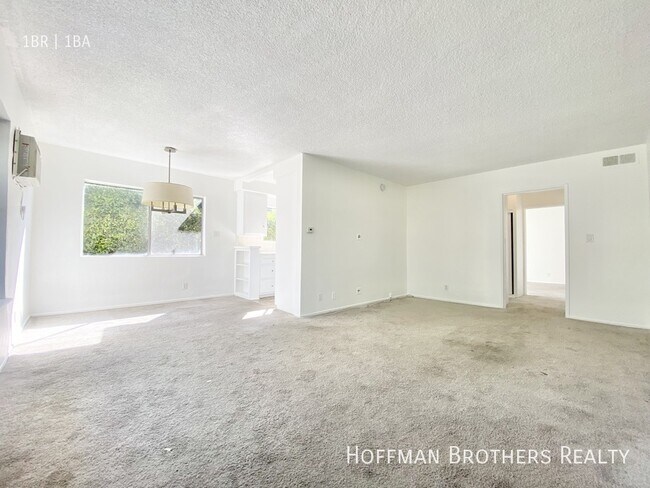 Foto del edificio - 915 N Spaulding Ave