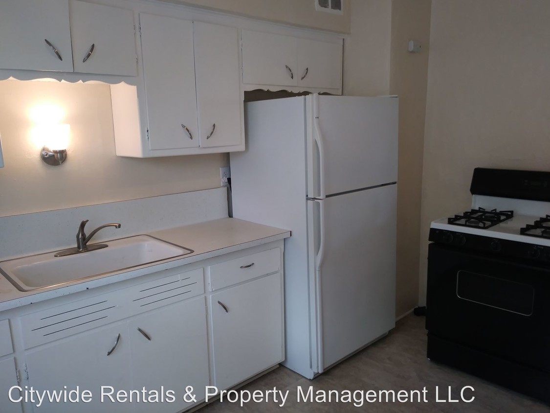 Foto principal - 6415 W Carmen Ave