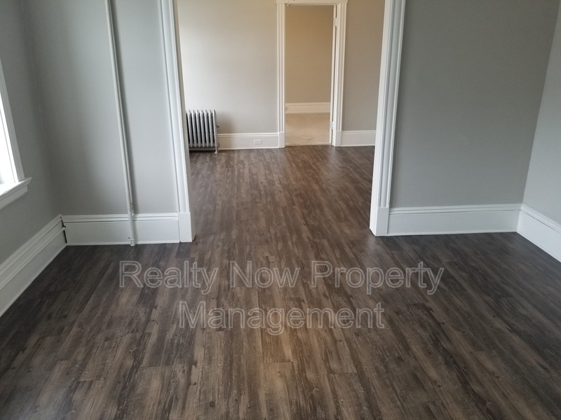 Foto principal - 4088 Erie St