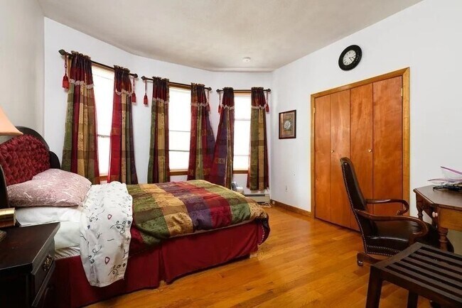 Foto del edificio - 469 Windsor St