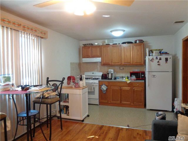 Building Photo - 237 Loeffler St