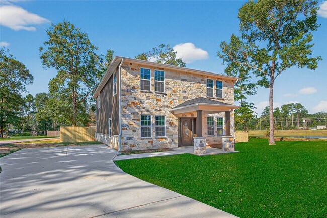 Foto del edificio - 10594 Rustling Oaks Dr