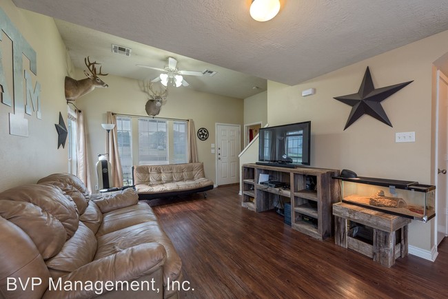 Building Photo - 4060 Southern Trace Ct