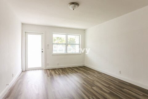 Foto del edificio - 1225 NW 58th Ave