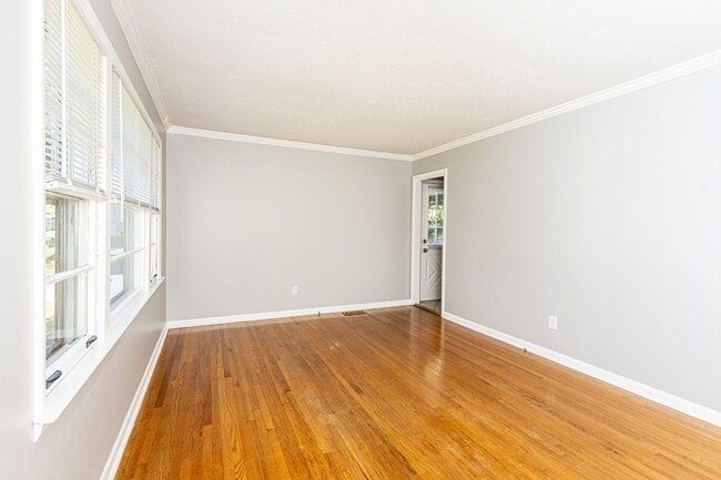 Foto del edificio - Charming 2-Bed, 1-Bath House in Prime Sout...