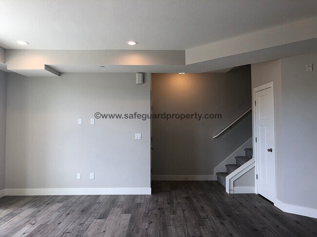 Foto del edificio - Stunning Draper Townhome with Beautiful View