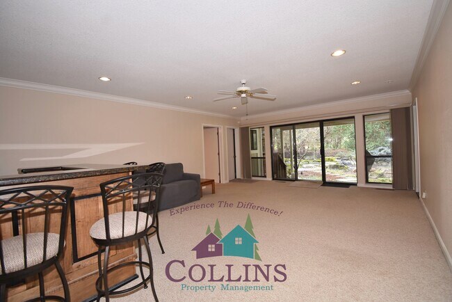 Foto del edificio - 18389 Jayhawk Dr