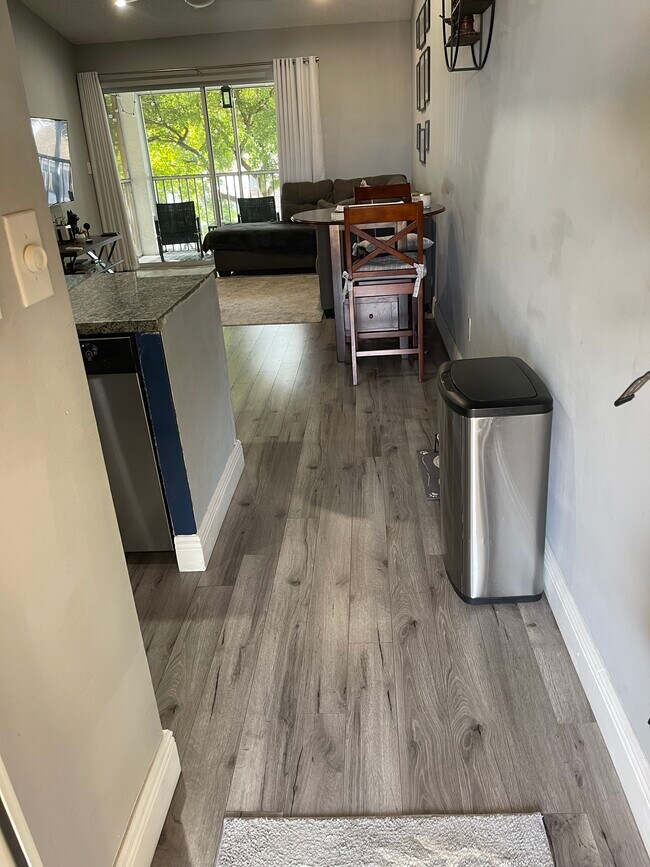 Foto del edificio - 430 SE 7th St