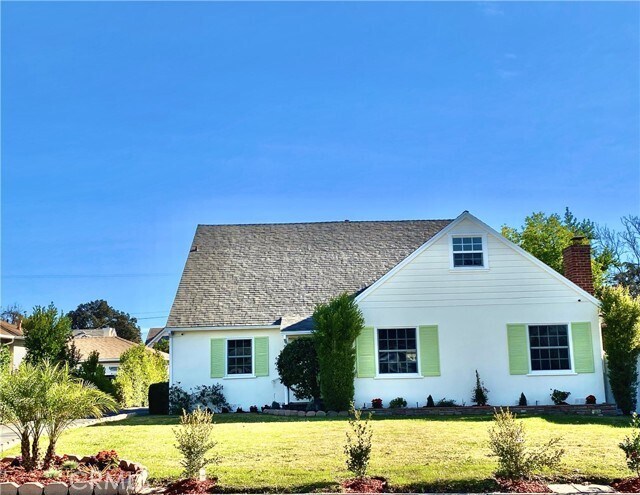 Foto principal - 6114 Camellia Ave
