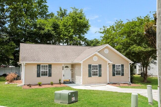Building Photo - 2811 Pleasant Garden Rd