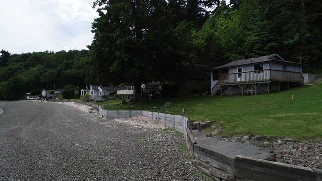 Building Photo - WATERFRONT Two Bedroom Home Available for ...