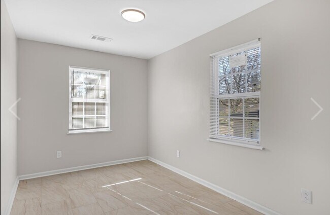 Building Photo - 111 W Dison Ave