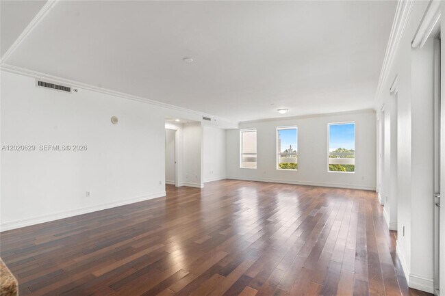 Foto del edificio - 455 E Palmetto Park Rd