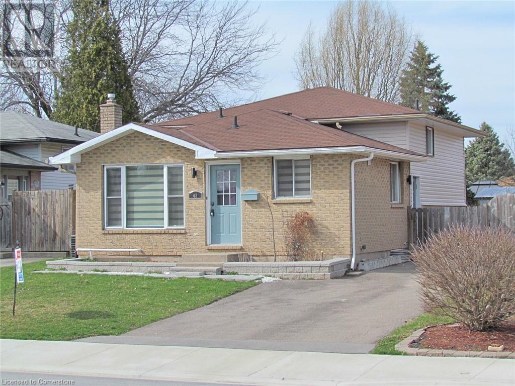 Photo principale - 48 Larchwood Cir