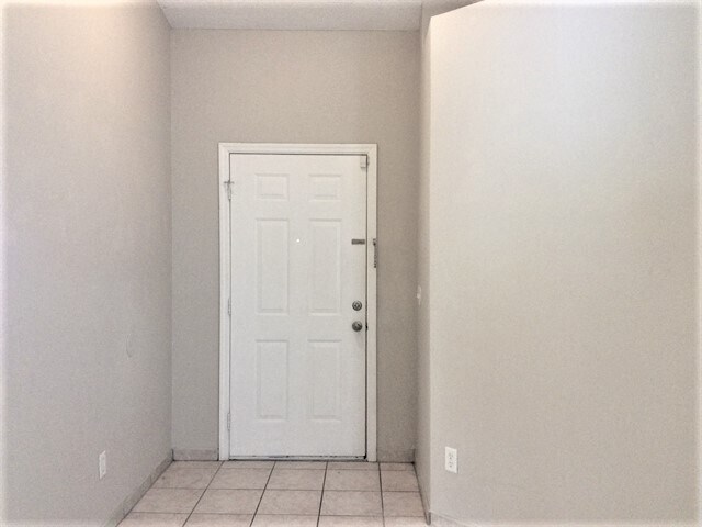 Building Photo - 4503 Oakbrook Court