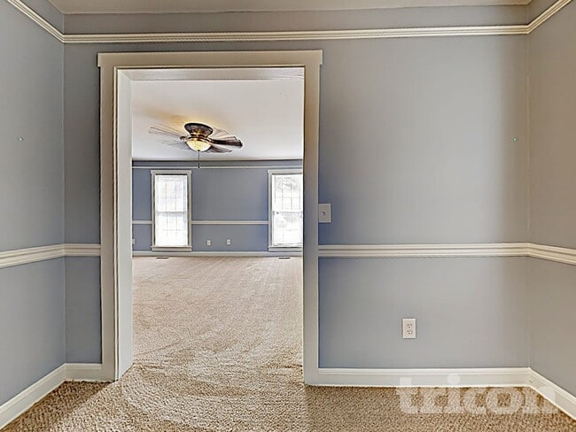 Building Photo - 18 Hillpine Ct