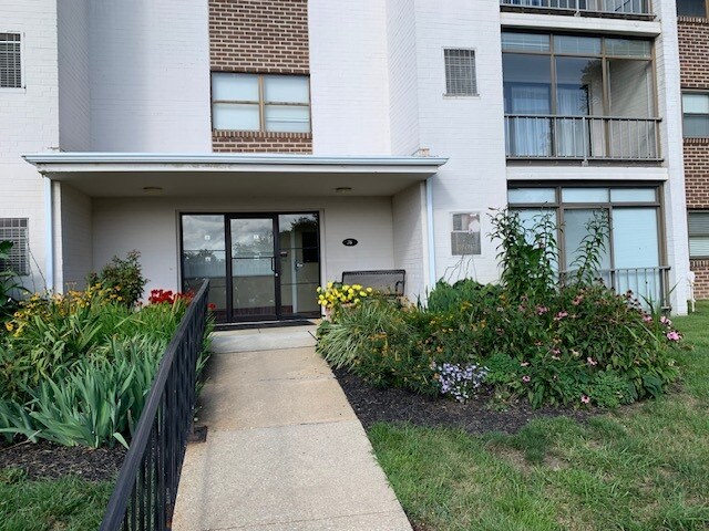 Foto del edificio - 76 Welsh Tract Rd