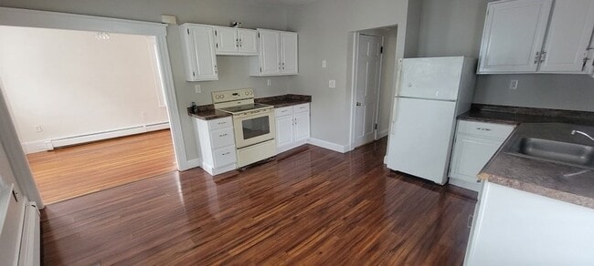 Building Photo - 23 Park St