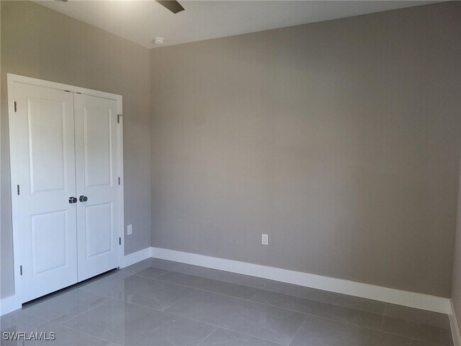 Foto del edificio - 231 NW 8th Terrace