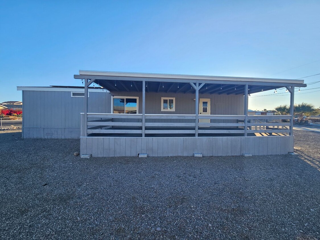 Foto principal - Charming 3 bed/2 bath Manufactured home wi...