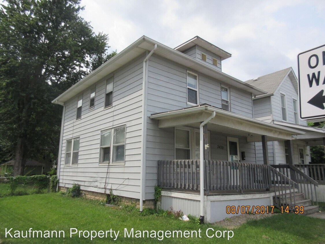 Primary Photo - 3 br, 1.5 bath House - 3430 S. Harrison St.