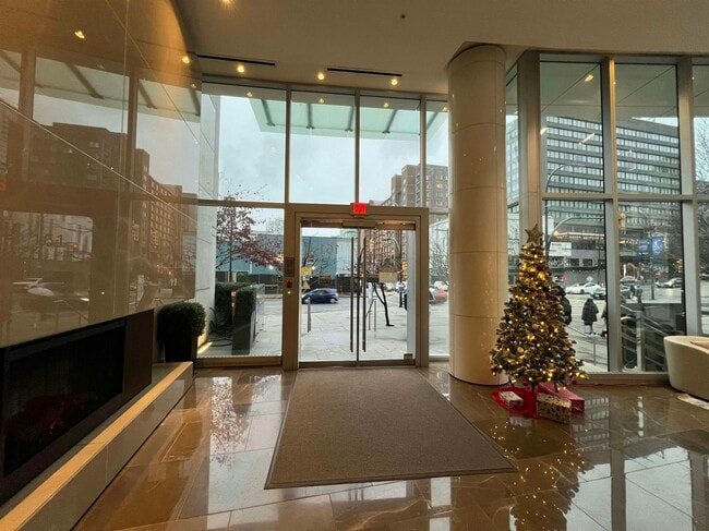 Photo du bâtiment - 161 W Georgia St