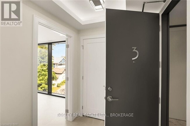 Building Photo - 3823 Terrace Ln