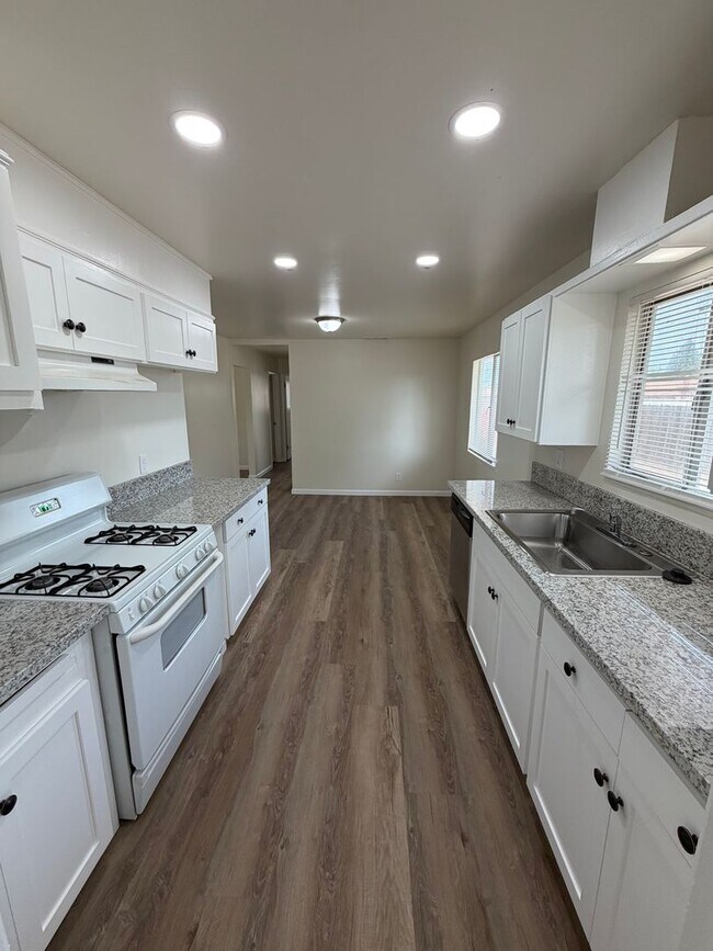 Foto del edificio - Refreshed Living